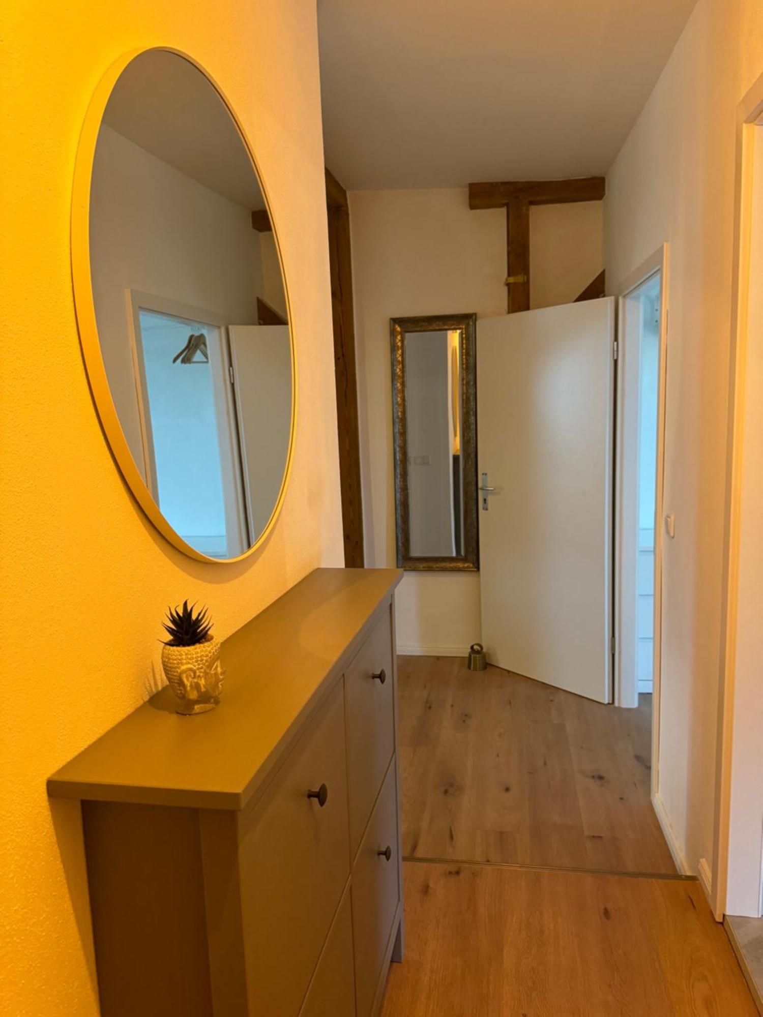 Halle  Appartement "Nina"Im Dachgeschoss, Inklusive Parkplatz מראה חיצוני תמונה
